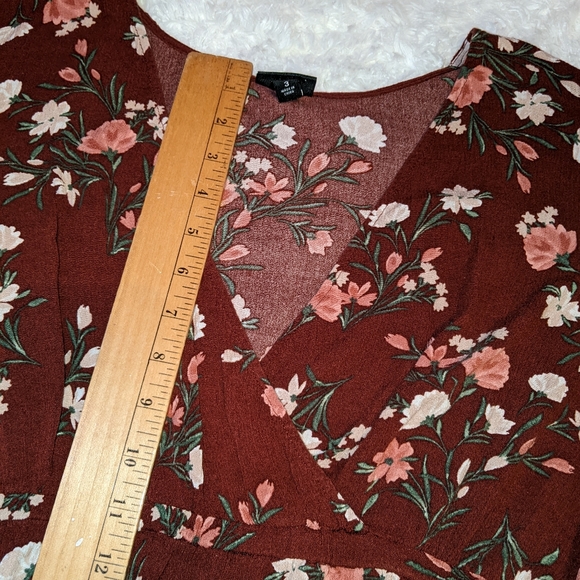 Torrid floral blouse - Picture 11 of 13